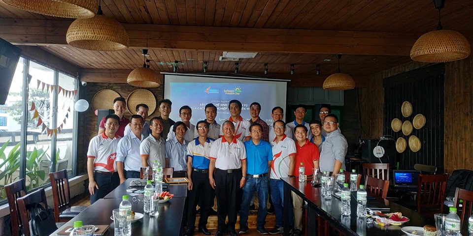 Team NukeViet chụp lưu niệm cùng VFOSSA