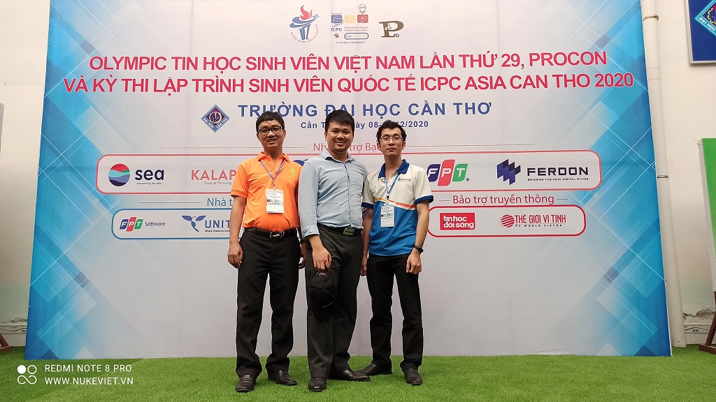 NukeViet Core Team chụp hình lưu niệm tại Cuộc thi